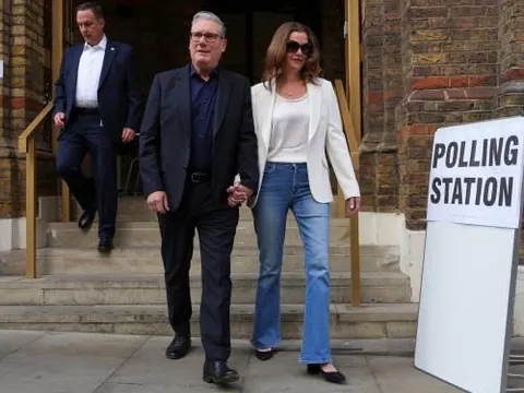 Labour Faces Ballot-Box Test Across Britain - Major Test For Labour As Polls Open In English, Scottish And Welsh Elections