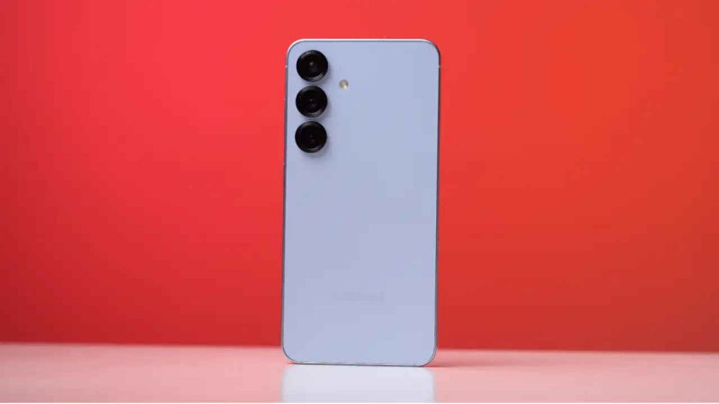 Samsung Galaxy S25 Sees Major Price Cut Ahead of S26 Launch - Samsung Galaxy S25 Price Drops By Over Rs 6,000 Ahead Of Galaxy S26 Launch: Check Deal Details