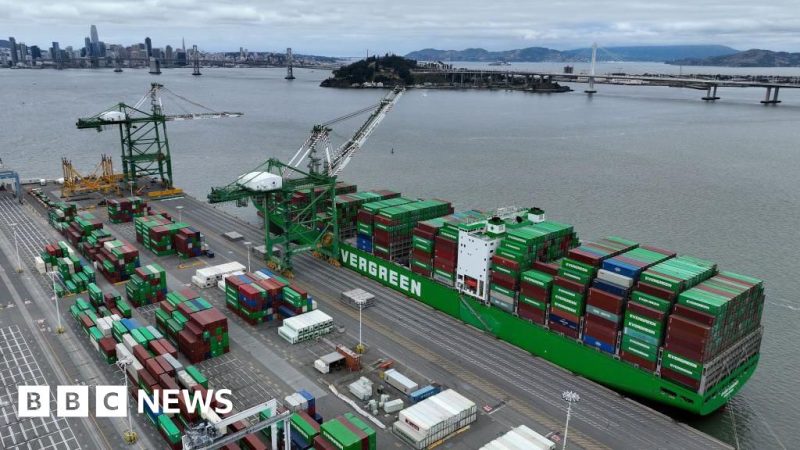 US Trade Deficit Reaches Record High Amid Tariff Policies - US Trade Deficit Hits Fresh High Despite Trump's Tariffs