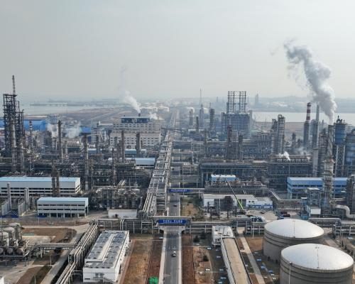 China’s Teapot Refineries: Key Players Amid Rising Oil Prices - China’s ‘teapot’ Oil Refineries Keep Economy Brewing – But Surging Crude Prices Leave Them Strained