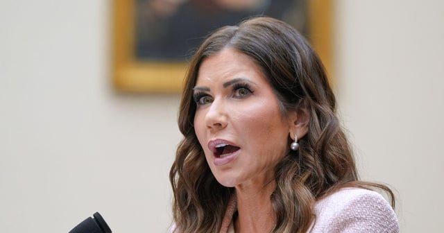 Trump Dismisses DHS Chief Kristi Noem Amid Controversy - Donald Trump Fires Head Of DHS Kristi Noem