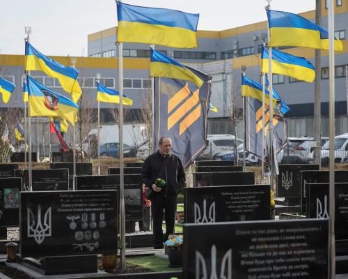 EU Ministers Commemorate Bucha Massacre Anniversary Amid Tensions - EU Ministers Arrive In Ukraine To Mark Bucha Massacre Anniversary – Europe Live