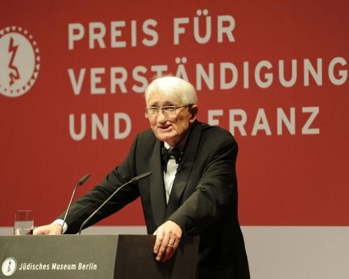 Jürgen Habermas: A Legacy of Learning from History - Habermas And The Lessons Of History