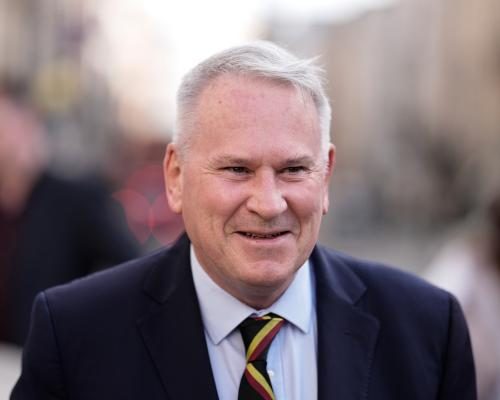 Adams' Alleged IRA Ties Questioned in High Court Testimony - āInconceivableā Gerry Adams Was Not Involved In IRA Bombings, Claims Former British Army Commander