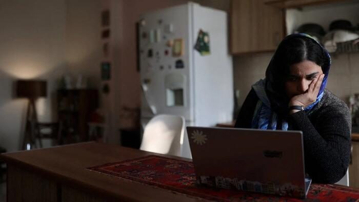 Iranians Navigate Internet Black Market During War Blackout - Inside Iran's Internet Access Black Market Amid 3-Week Wartime Blackout