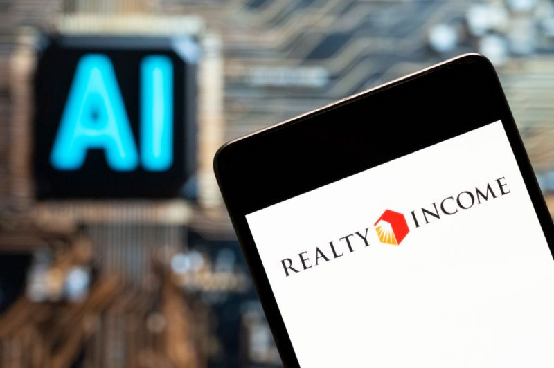 Evaluating the Timing for Realty Income Stock Investments - Is It Too Late To Buy Realty Income Stock?