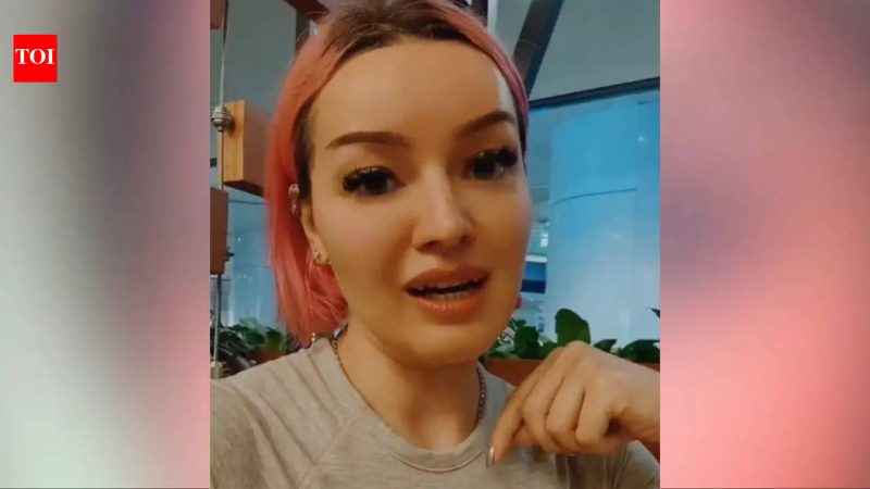 Italian DJ Olly Esse Criticizes Air India Express Staff Behavior - Italian DJ Olly Esse Slams Air India Express Staff Over 'rude Behaviour' At Delhi Airport; Airline Apologises