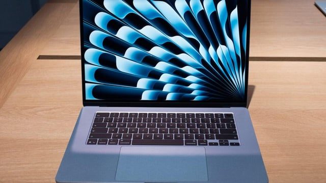 Apple's M5 MacBook Air: Performance Upgrades Shine - M5 MacBook Air Hands-On: All Of The Changes Are Under The Hood