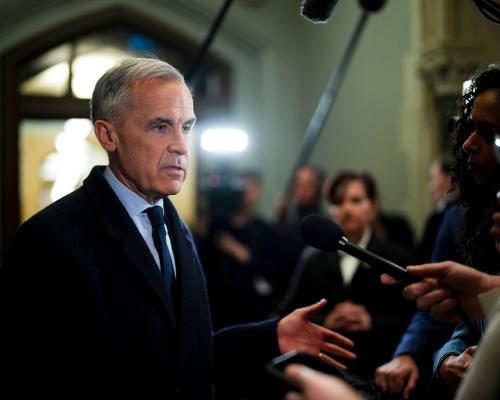 Air Canada CEO Faces Backlash for English-Only Condolence - Mark Carney Rebukes Air Canada Chief Over English-only Crash Message