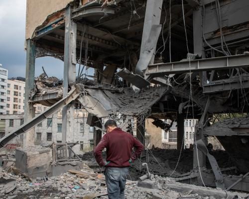 Trump Proposes Seizing Iranian Oil Amid Escalating Conflict - Middle East Crisis Live: Trump Says He Wants To âtake The Oilâ In Iran And Could Seize Kharg Island âeasilyâ