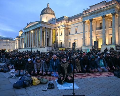 Farage's Remarks on Public Muslim Prayer Stir Controversy - Nigel Farage Condemned Over Call To Ban Public Prayer For Muslims In The UK