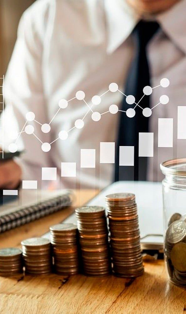 Real Estate or Stocks: The Fast Track to Wealth - Real Estate Vs Stocks: Which Builds Wealth Faster?