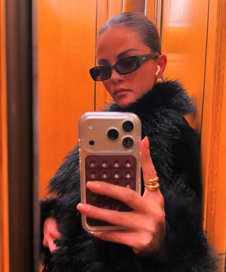 Selena Gomez Shares Joyful Throwback Moments with Swift - Selena Gomez's Throwback Photo Dump Featuring Taylor Swift And 1St Wedding Dress Fittings