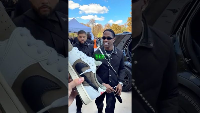 Travis Scott's Autographs: A Hilariously Chaotic Encounter - 😭💀 Travis Scott Signatures Gone Wrong