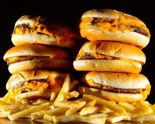 Experts Warn UK Junk Food Ad Ban Lacks Real Impact - UK Junk Food Ad Ban So Diluted It May Be Largely Ineffective, Experts Say