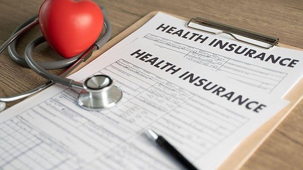 Navigating Health Insurance for Families with Hereditary Risks - Best Health Insurance Plans In India For Families With A History Of Hereditary Conditions
