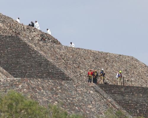 Tragic Shooting Claims Life of Canadian Tourist in Mexico - Canadian Woman Killed After Gunman Opens Fire At Mexico’s Teotihuacán Pyramids