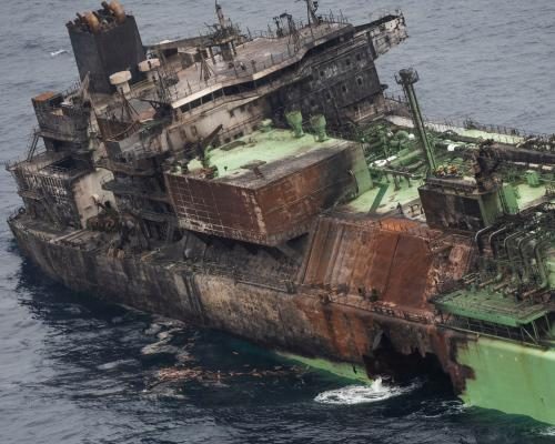 Adrift Russian Tanker Sparks Ecological Fears in Libya - Damaged Russian Tanker Carrying Natural Gas Floats Into Libyan Waters