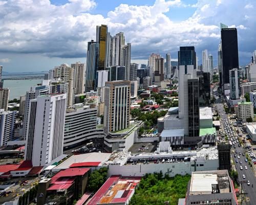 Oxfam Reveals $3.55 Trillion Hidden by Super-Rich from Taxes - Global Super-rich May Have Hidden $3.55tn From Tax Officials, Says Oxfam