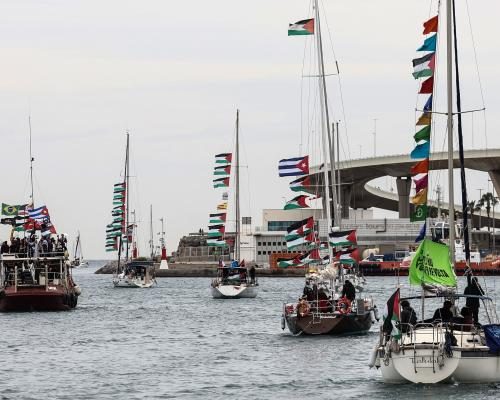 Israeli Forces Detain Crews of Gaza Aid Flotilla Near Crete - Israel Intercepts And Detains Crews Of Gaza Aid Flotilla Near Crete