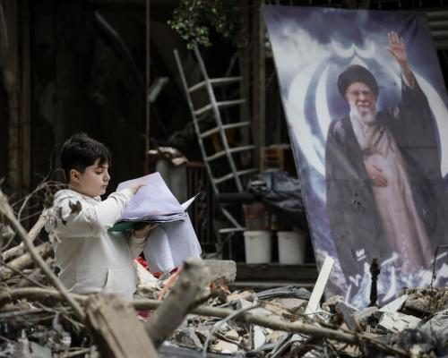 Trump Extends Ceasefire Amid Tensions Over UAE Economy - Middle East Crisis Live: Trump Extends Ceasefire But US And Iran At Loggerheads Over Port Blockade