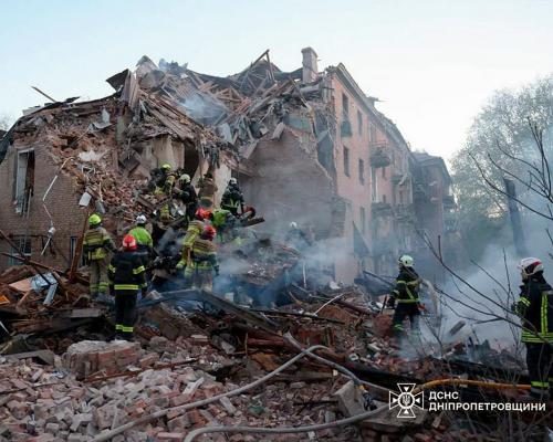 Deadly Overnight Airstrikes Hit Dnipro and Other Ukrainian Cities - Russian Airstrikes Kill At Least Seven People In Ukraine Overnight