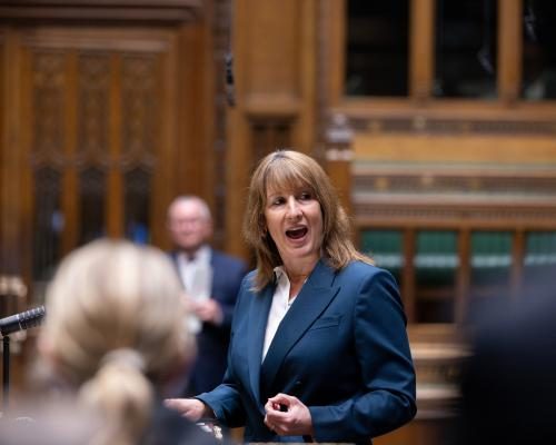 UK Chancellor Faces New Economic Challenges Amid Conflict - Unlucky Chancellor? Iran Shock Hits Reeves Just As UK Seemed To Turn Corner