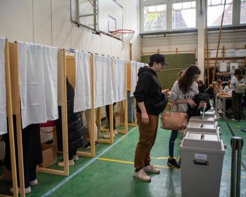 Hungarians Embrace Change as Parliamentary Election Unfolds - ‘Unpredictable Outcome’: Hungarians Voice Hope And Fear As They Cast Ballots