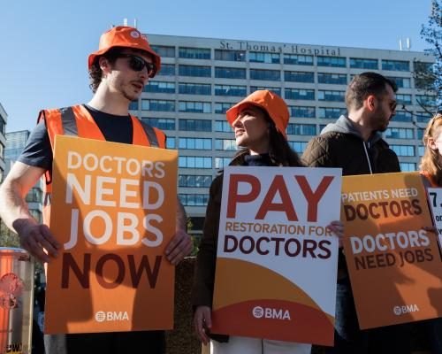 BMA Staff Strike Amid Calls for Doctor Pay Increase - British Medical Association Accused Of Hypocrisy As Its Own Staff Strike Over Pay