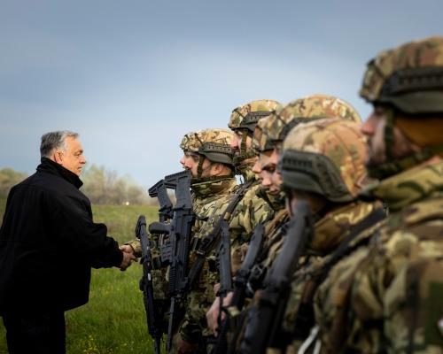 Hungary's Gas Pipeline Under Military Guard Amid Political Tensions - Hungary Puts Gas Pipeline Under Military Protection Amid False-flag Accusations