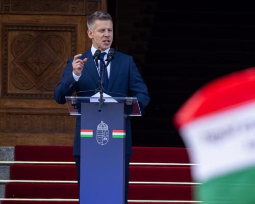 Péter Magyar Apologizes for Past Wrongs in Inaugural Speech - Hungary’s New PM Apologises To Those Wronged Under Orbán In First Speech