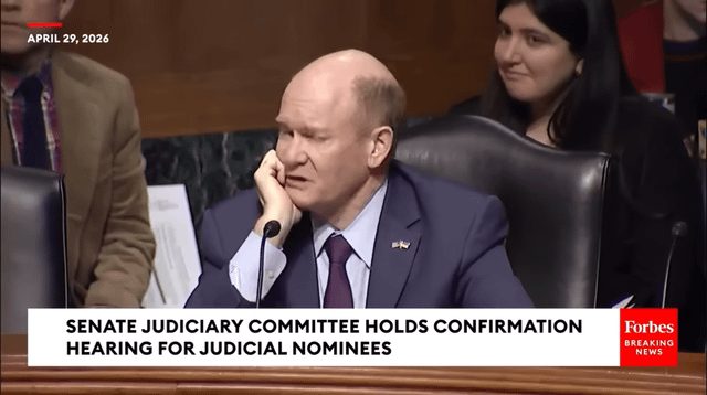 Legal Experts Debate Trump's Potential 2024 Candidacy - Judicial Nominees Don’t Know If Trump Can Run For A 3rd Term