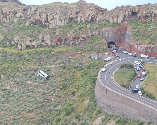 Tragic Bus Crash in Canary Islands Claims One Life - One Dead And 27 Injured After Bus With British Passengers Crashes In Canary Islands