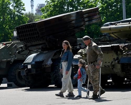 Ceasefire Tensions Rise as Russia and Ukraine Exchange Strikes - Ukraine War Briefing: Moscow And Kyiv Trade Accusations Of Violating Ceasefire