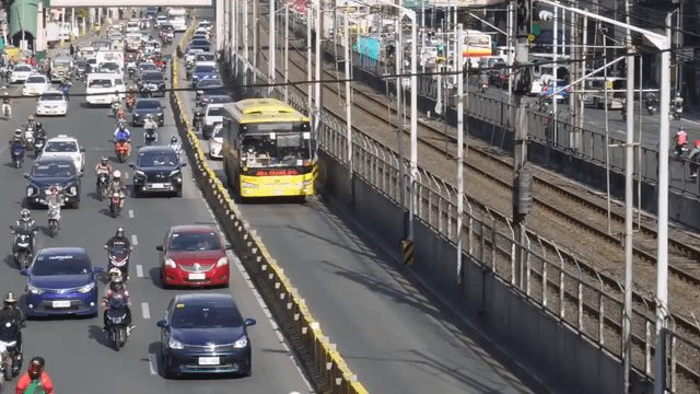 Controversy Erupts Over Bus Lane Misuse in City Streets - WCGW Driving In The Bus Only Lane