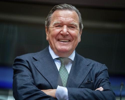 EU Firmly Rejects Putin's Proposal for Schröder in Peace Talks - EU Rejects Putin Call For Gerhard Schröder Role In Ukraine Peace Talks