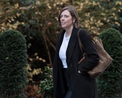 Child Safety Advocates Demand Action Following Ministerial Resignations - Online Safety Campaigners Reveal Starmer Frustrations After Phillips Exit