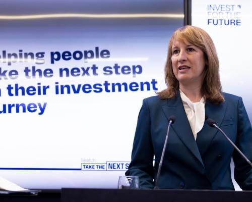 Rachel Reeves Proposes Rent Freeze Amid Economic Concerns - Rachel Reeves Considering Rent Freeze To Limit Iran War Fallout