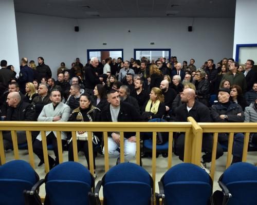 Greece Train Crash Trial Erupts in Anger and Chaos - Chaos On First Day Of Greece Train Crash Trial As Relatives Shout ‘shame On You’