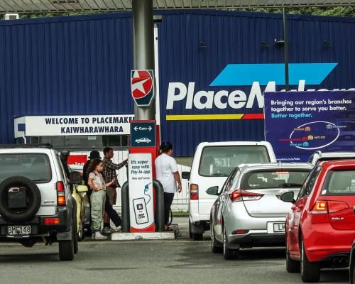 New Zealand Unveils Cash Relief for Low-Income Families Amid Fuel Crisis - New Zealand To Give Cash Payments To Some Low Income Families As Global Fuel Crisis Worsens