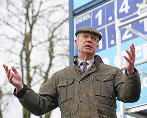 Farage's Shift on Iran: From Support to Caution - Nigel Farage Accused Of U-turn As He Says UK Should Keep Out Of Iran War