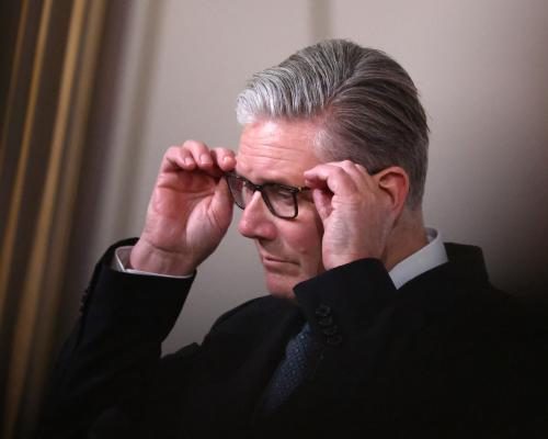 Starmer Faces Criticism Over Mandelson Vetting Controversy - Monday’s Mandelson Showdown Could Be Starmer’s Last Stand