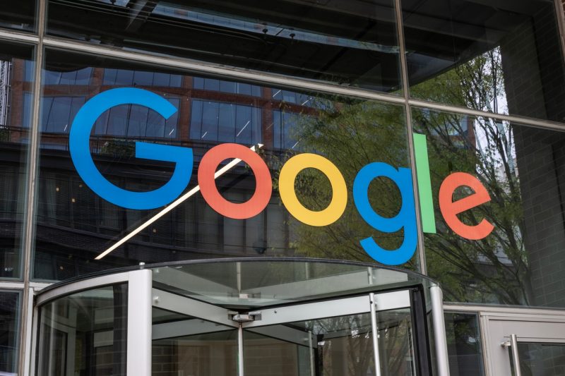 Alphabet's Q3 Beat Meets Selling Despite Cloud, Search Gains