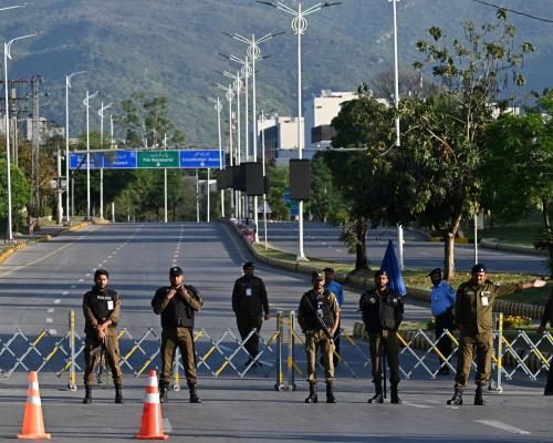Islamabad in Lockdown as City Awaits US-Iran Negotiations - ‘Like Living In A Cage’: Islamabad Stuck In Lockdown As City Waits On US-Iran Talks
