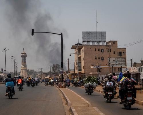 Mali Faces Crisis as Insurgents Attack Key Strongholds - Mali In Turmoil After Insurgents Seize Towns And Kill Defence Minister